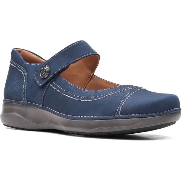 NWOT Clark’s Appley Walk Mary Jane flats in navy suede leather - Picture 1 of 9